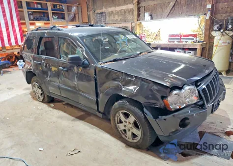 2005 Jeep Grand Cherokee Laredo z USA, uszkodzony, nr VIN 1J8GR48K65C635059